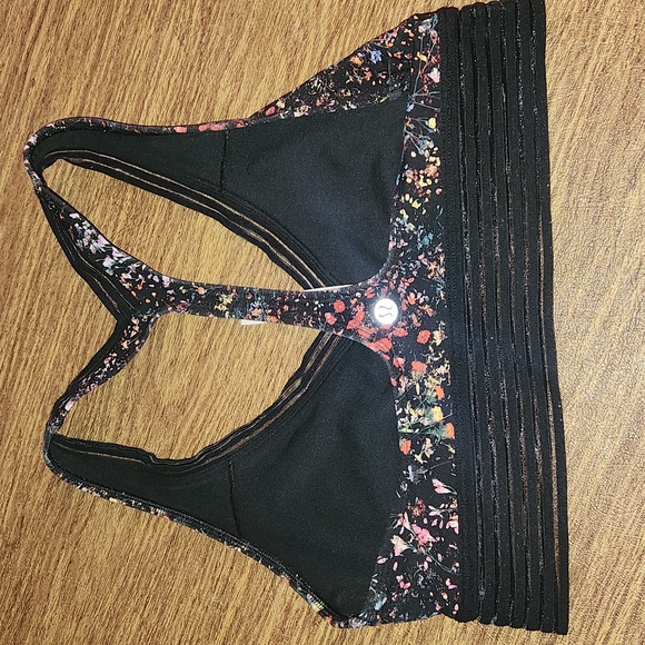 Lululemon Find Focus Bra Size 6 - Picture 3 of 6